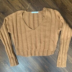 Adorable cropped sweater